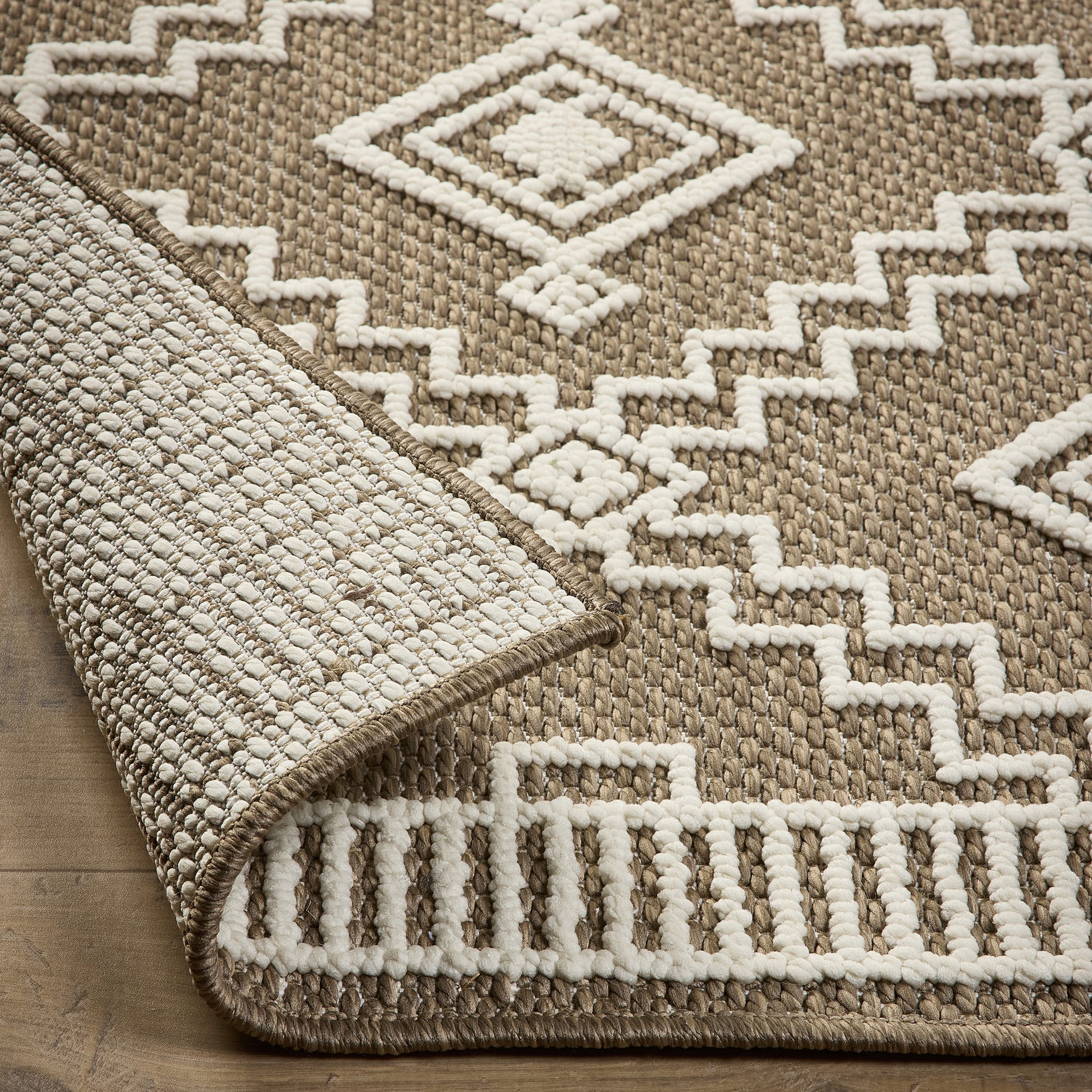 Origins Atlas Diamond Rug
