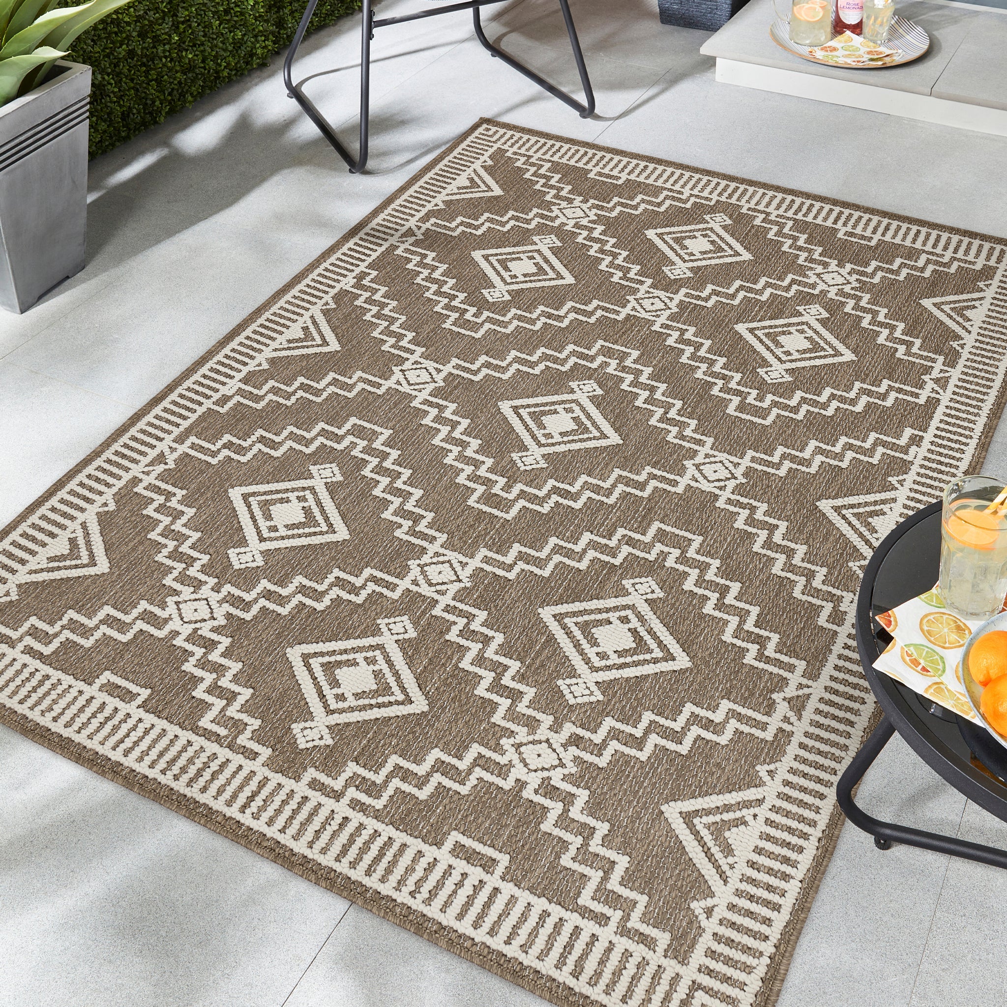 Origins Atlas Diamond Rug