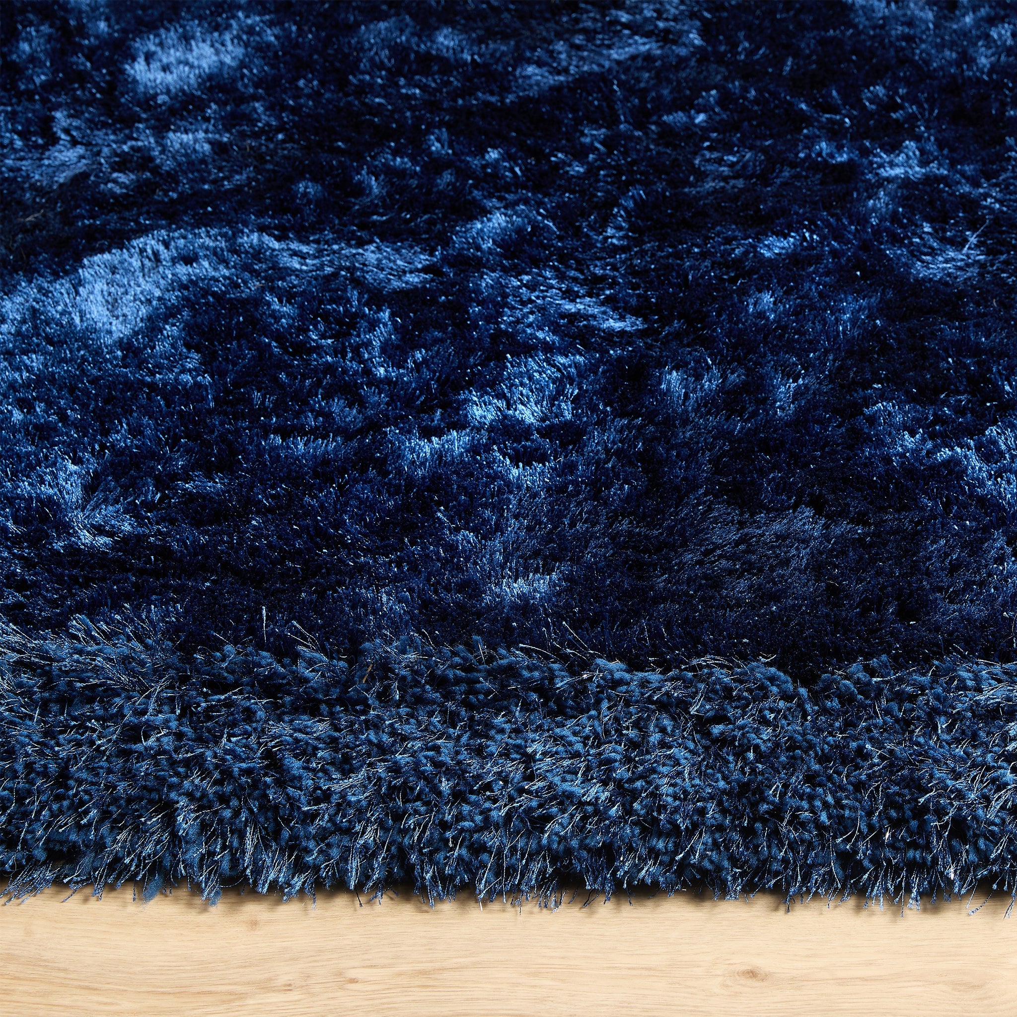 Origins Shimmer Shaggy Border Rug