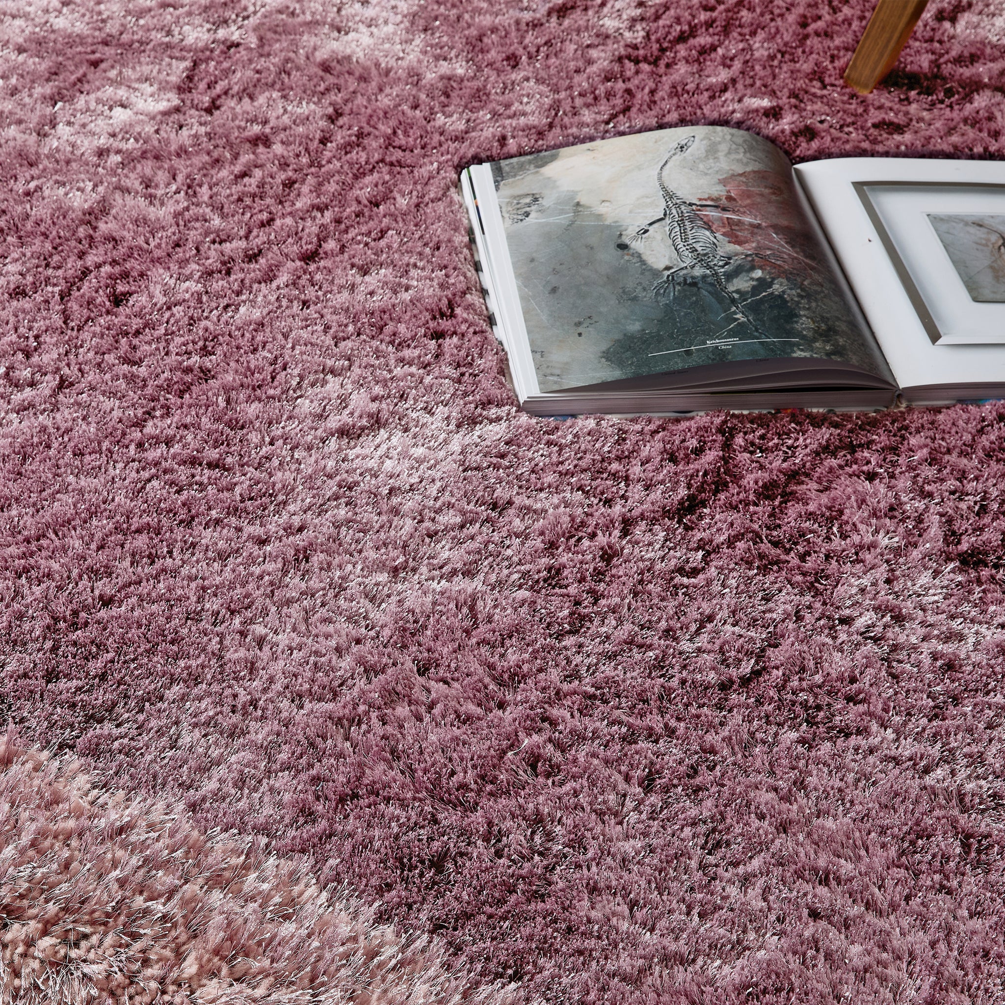 Origins Shimmer Shaggy Border Rug