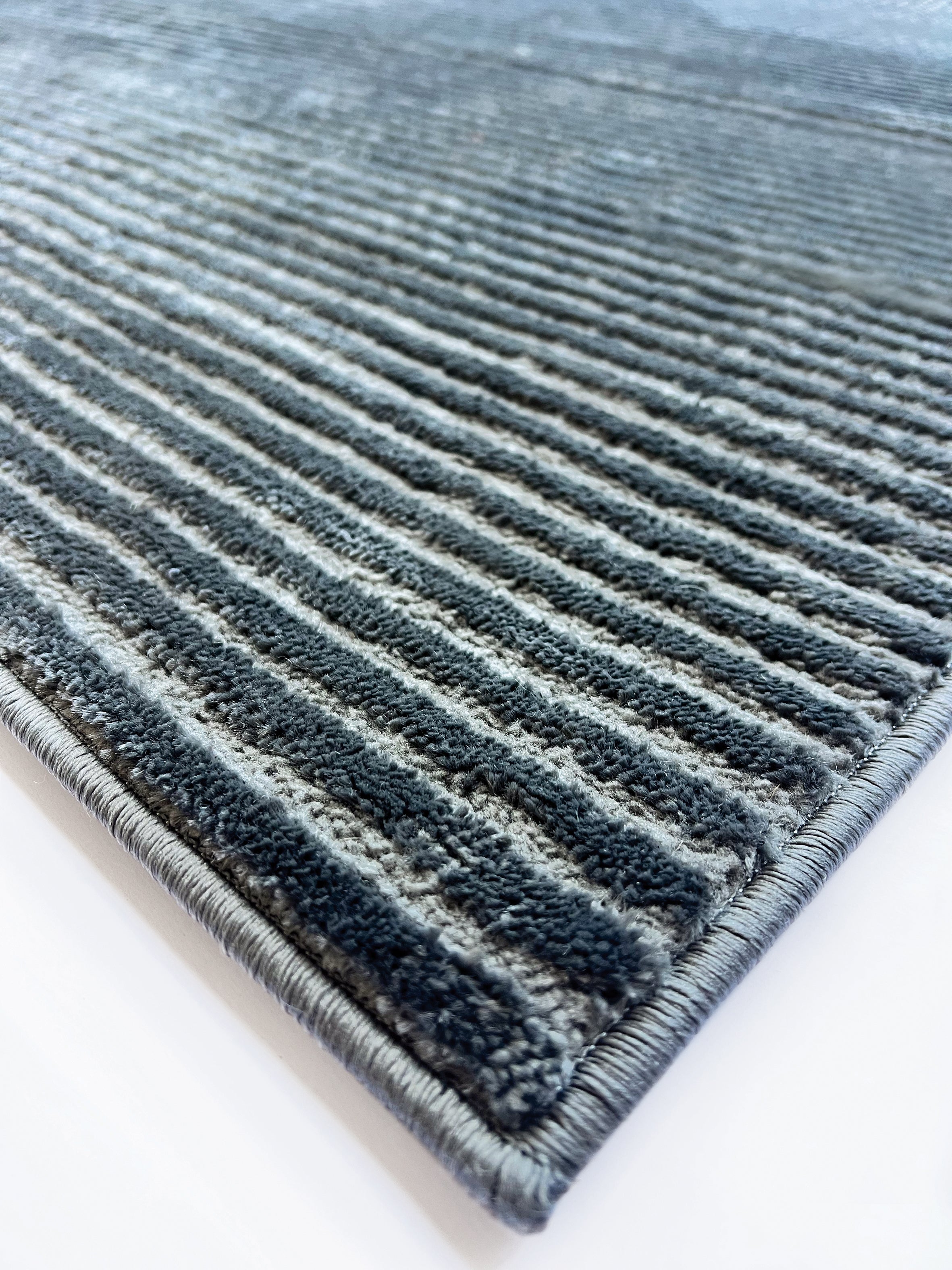 Origins Pyramid Rug