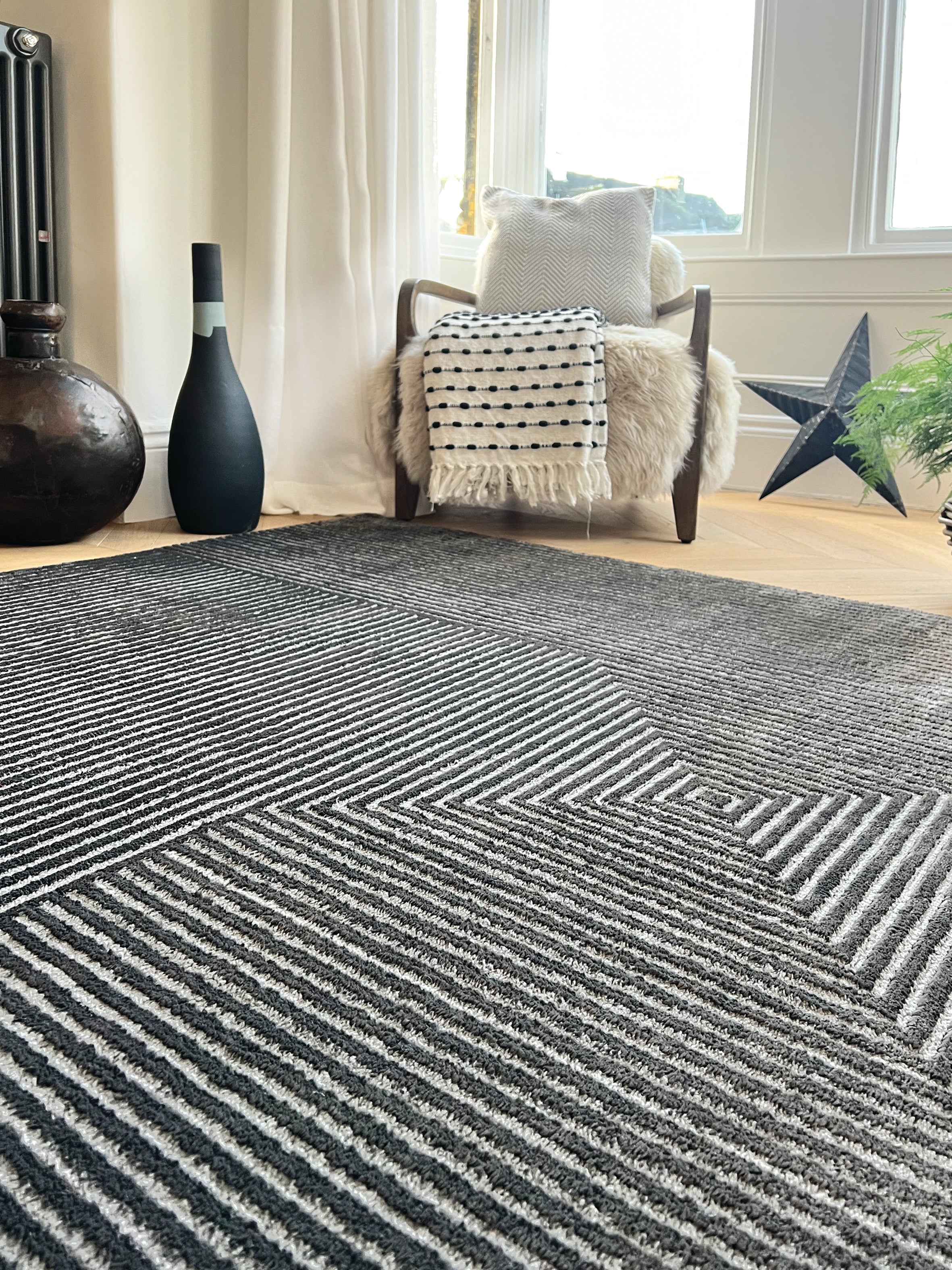 Origins Pyramid Rug