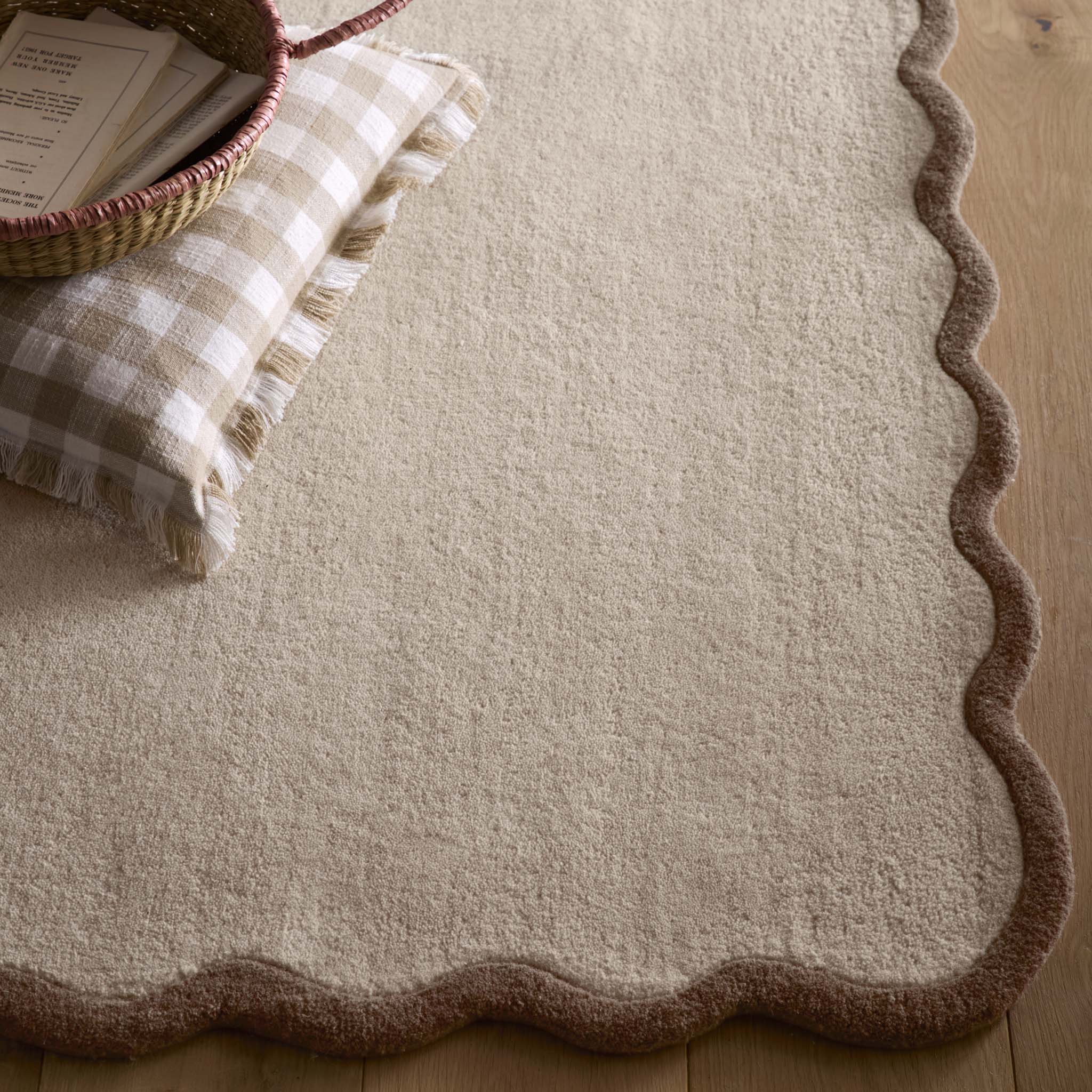 Origins Scalloped Elsie Rug
