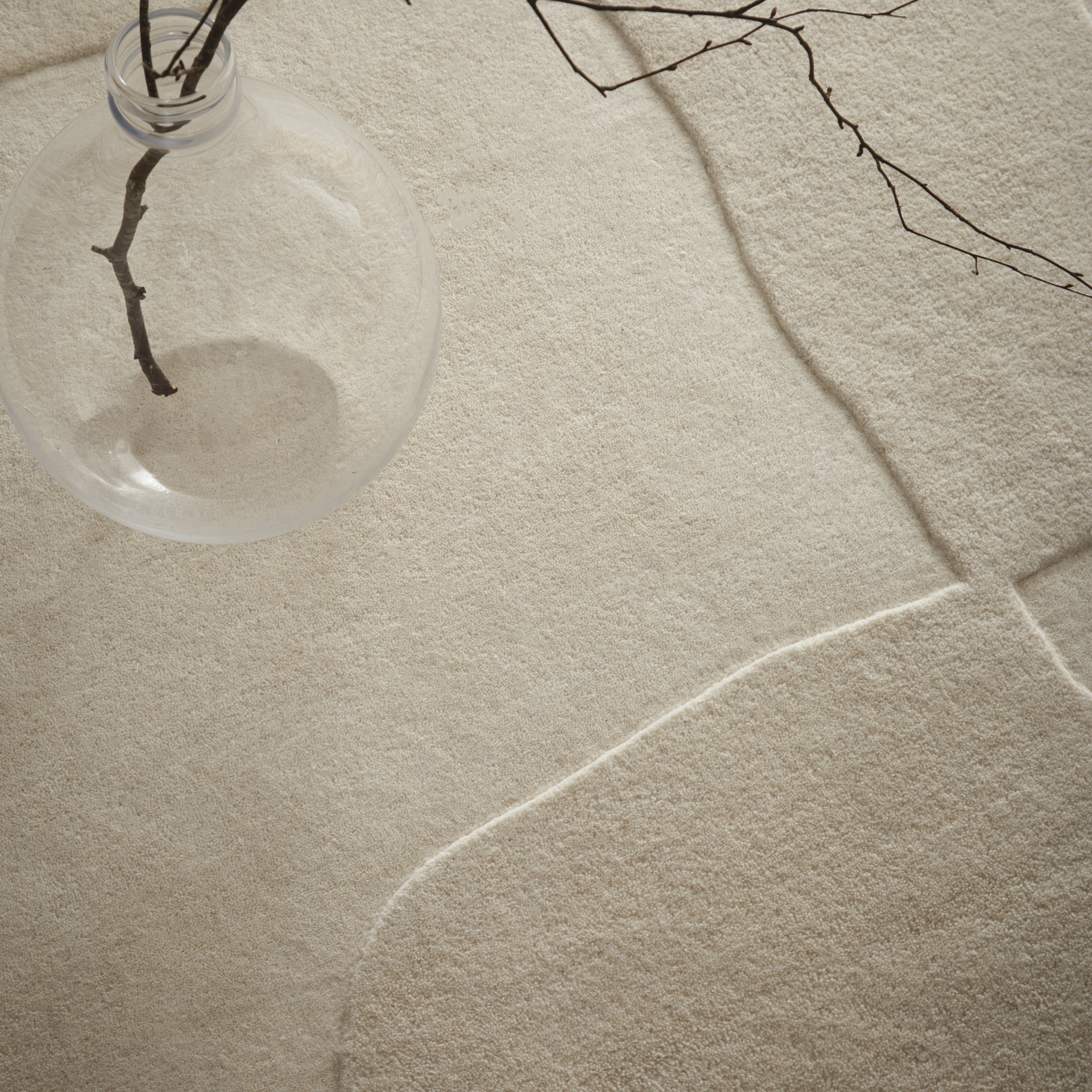 Origins Sculptured Boulder Cream Rug