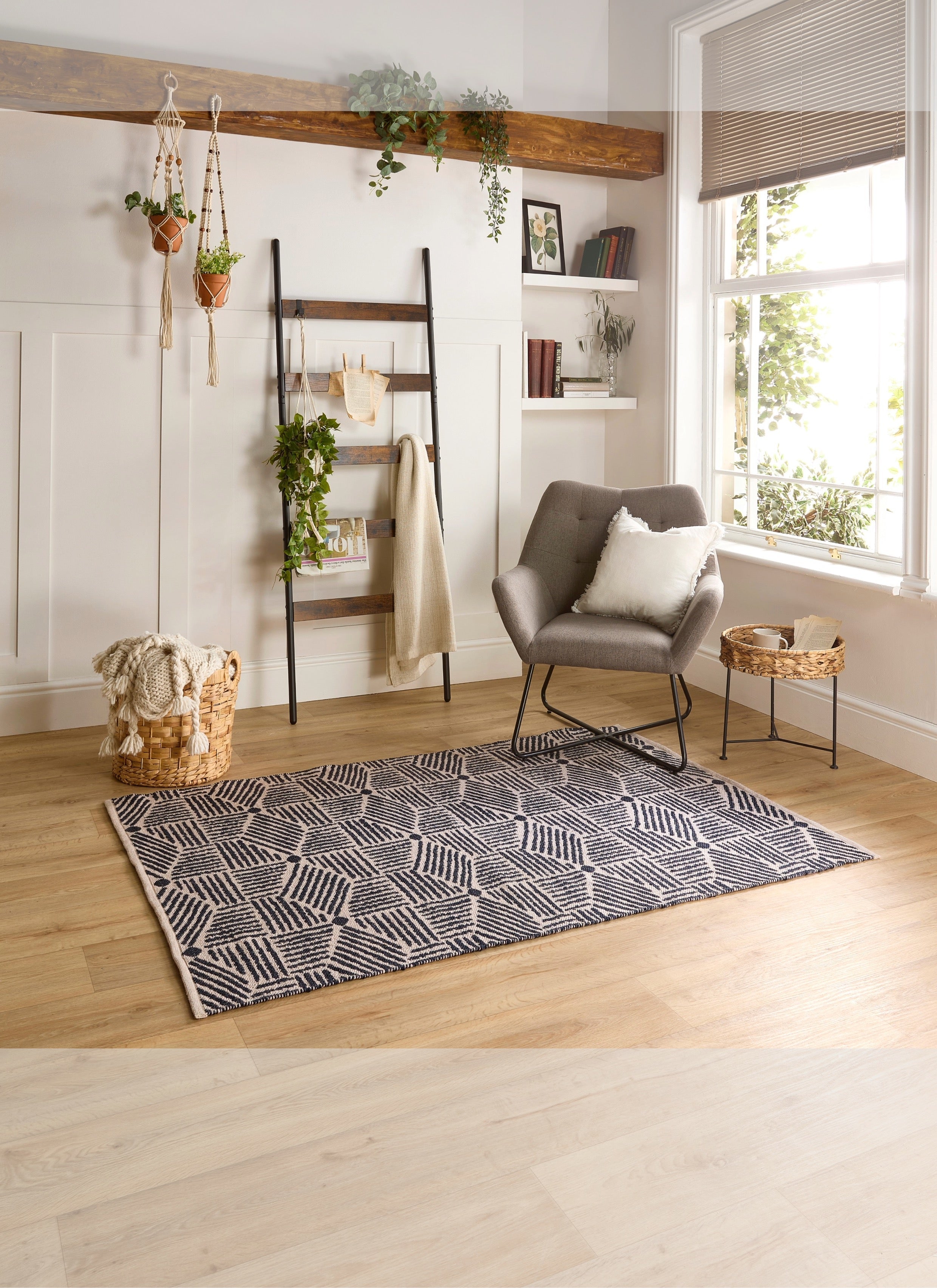 Origins Etch Natural/Navy Rug